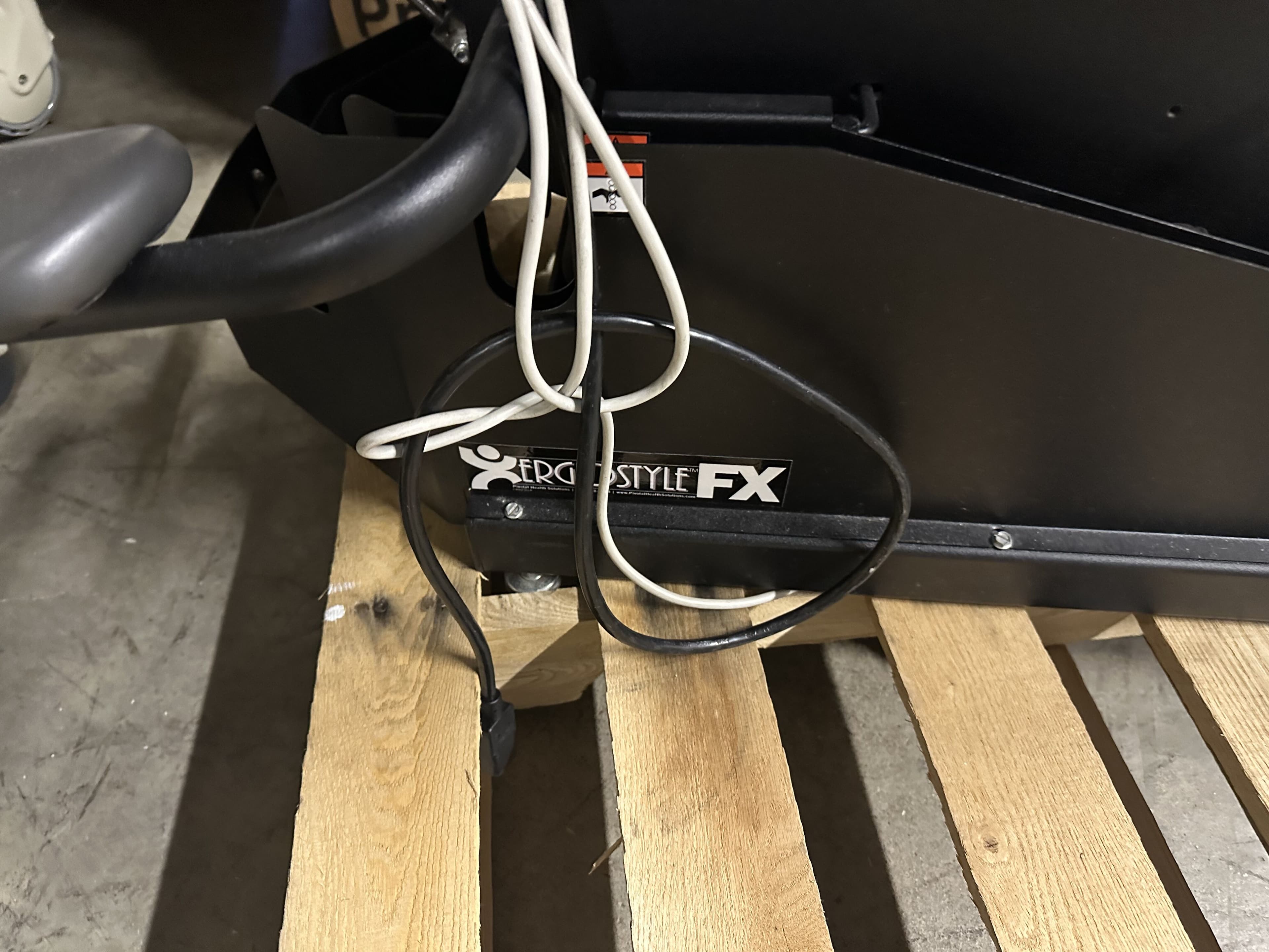 Chattanooga Ergostyle FX 8760 Flexion-Elevation Chiropractic Table