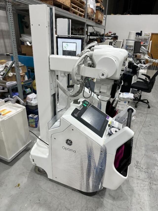 GE Optima XR240 | Portable Digital X-Ray Machine | Integrated FlashPad HD DR | 30kW High Frequency Mobile X-Ray | GE AMX series thumbnail 3