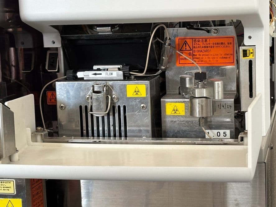 Tosoh HLC-723G8 HPLC Analyzer with Integrated Sample Loader thumbnail 6