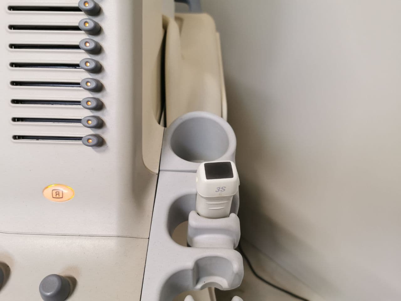 GE Yokogawa LOGIQ 7 — Diagnostic Ultrasound System thumbnail 7