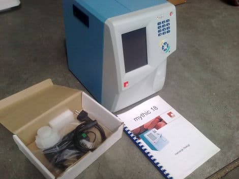 Automated 18-Parameter Veterinary Hematology Analyzer: The Orphee Medical Mythic 18 3-diff thumbnail 2