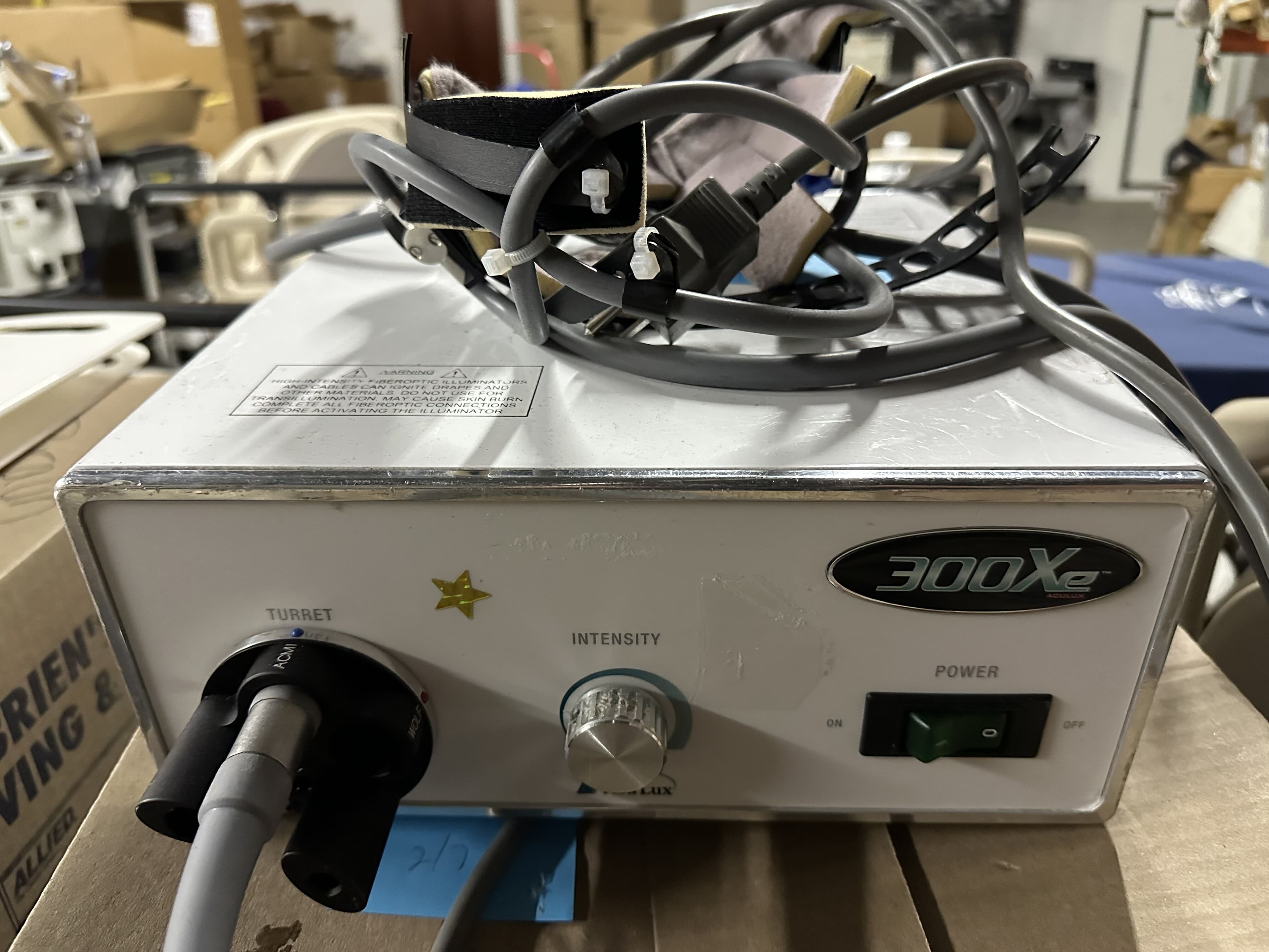 Aculux 300Xe Endoscopic Light Source