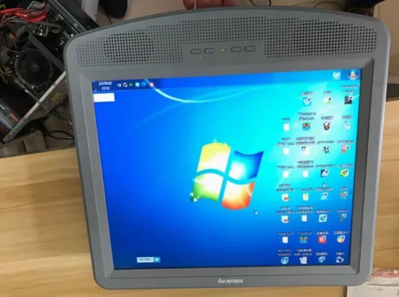 Mindray 2112-30-74345 17" LCD Monitor for DC-7 Ultrasound thumbnail 3