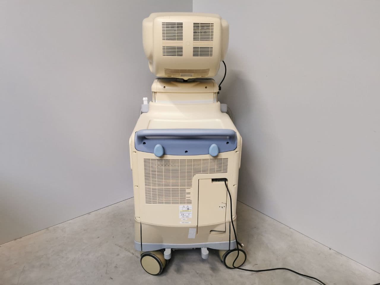 GE Yokogawa LOGIQ 7 — Diagnostic Ultrasound System thumbnail 4