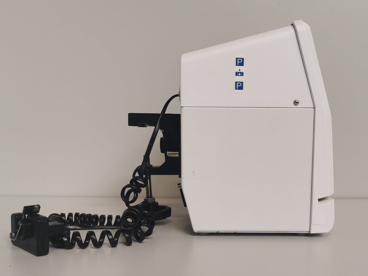 IV Infusion Pump — Fresenius MCM 404 thumbnail 5