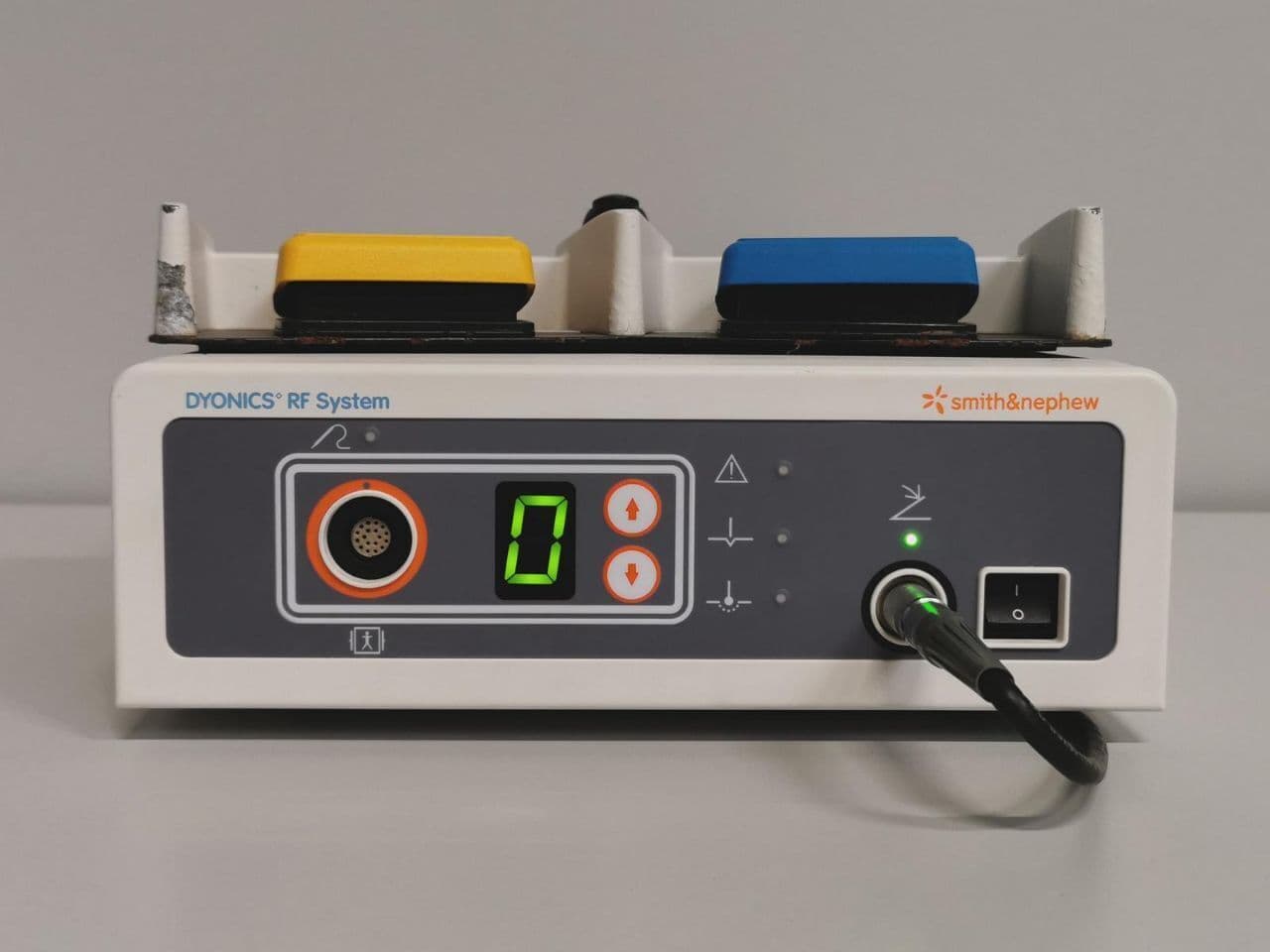 Smith & Nephew Dyonics RF System Controller for Electrothermal Arthroscopy Procedures thumbnail 2