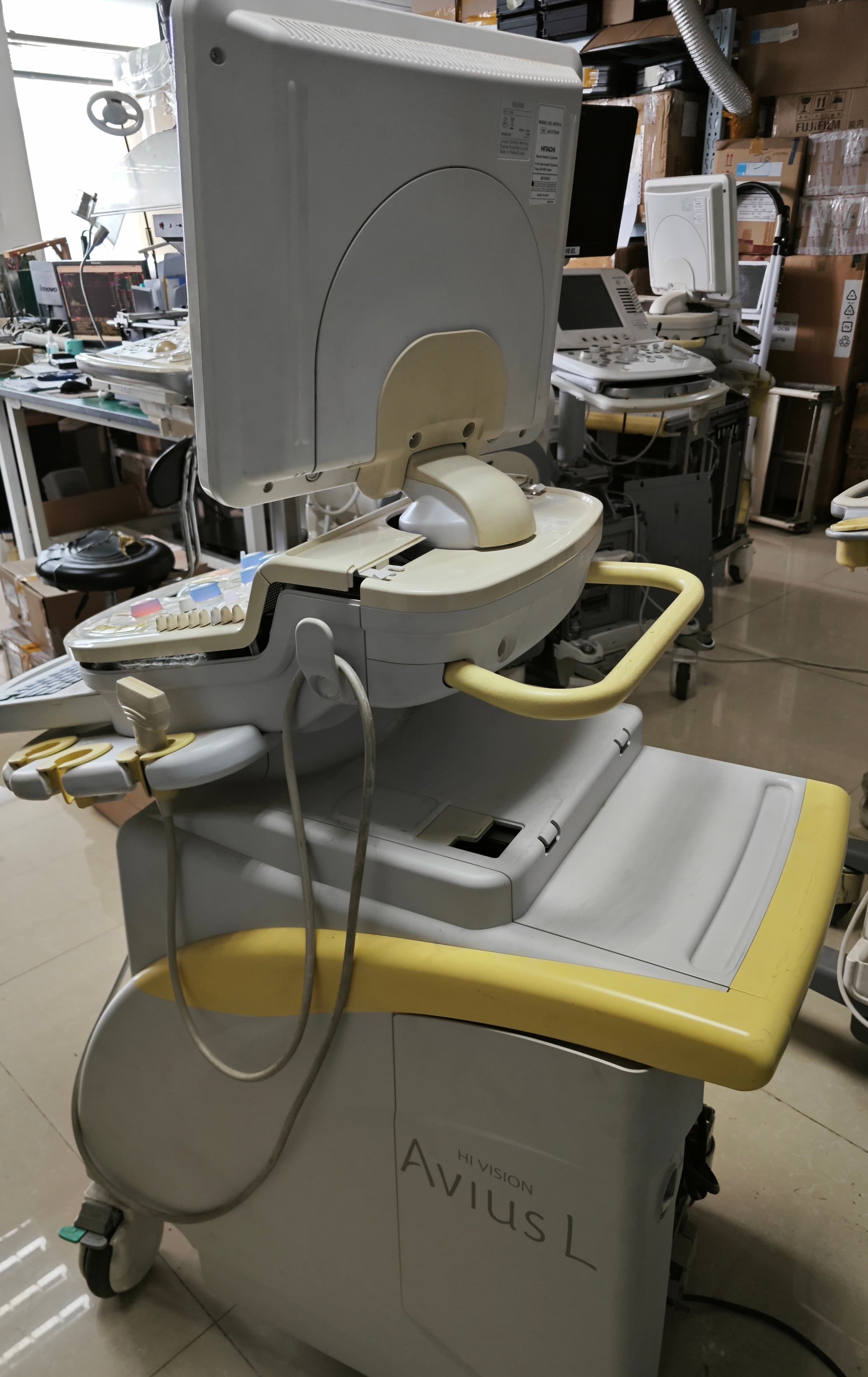 Hitachi Avius | HI VISION Avius Ultrasound | Used Color Doppler Diagnostic Console | Hitachi Avius Bare Machine | Radiology OB/Gyn Ultrasound Platform thumbnail 2