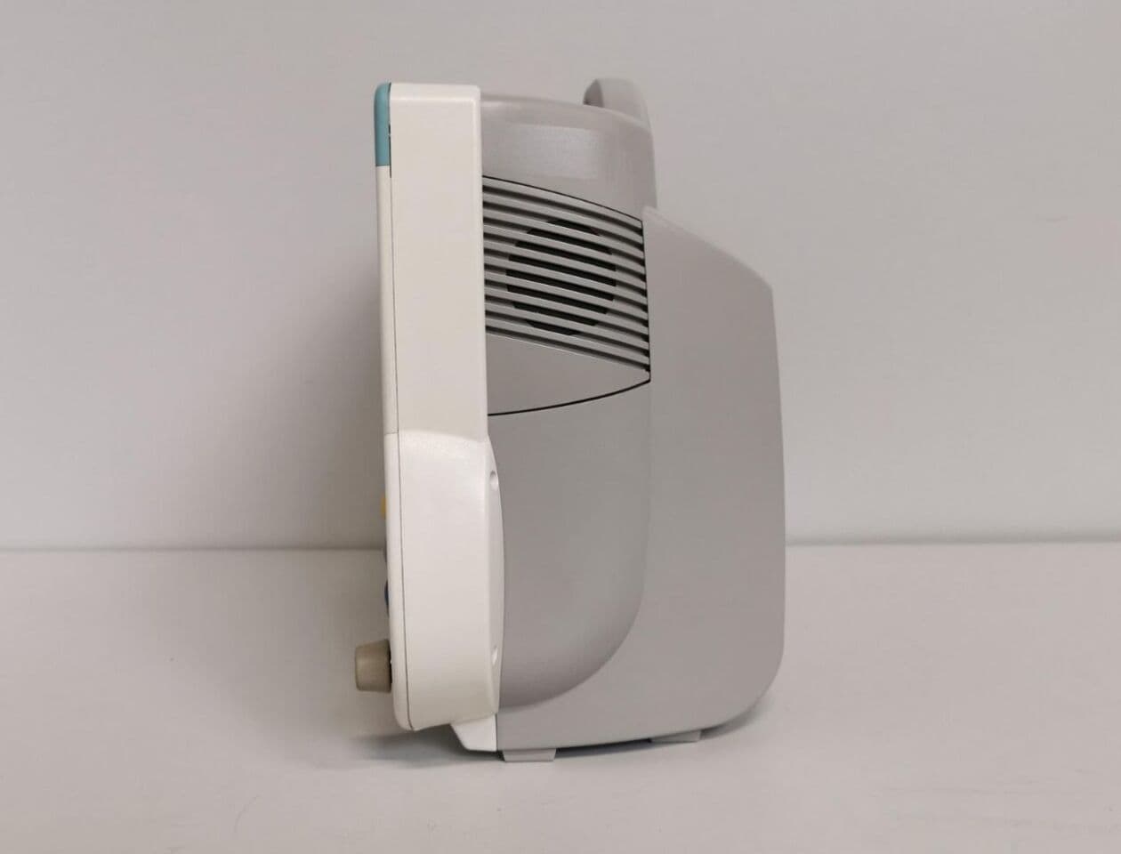 Philips IntelliVue MP50 Bedside Patient Monitor thumbnail 3