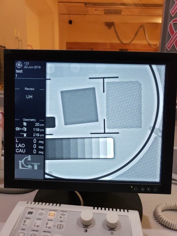 GE Innova 4100 IQ Digital Cath Lab with 3D Workstation thumbnail 8
