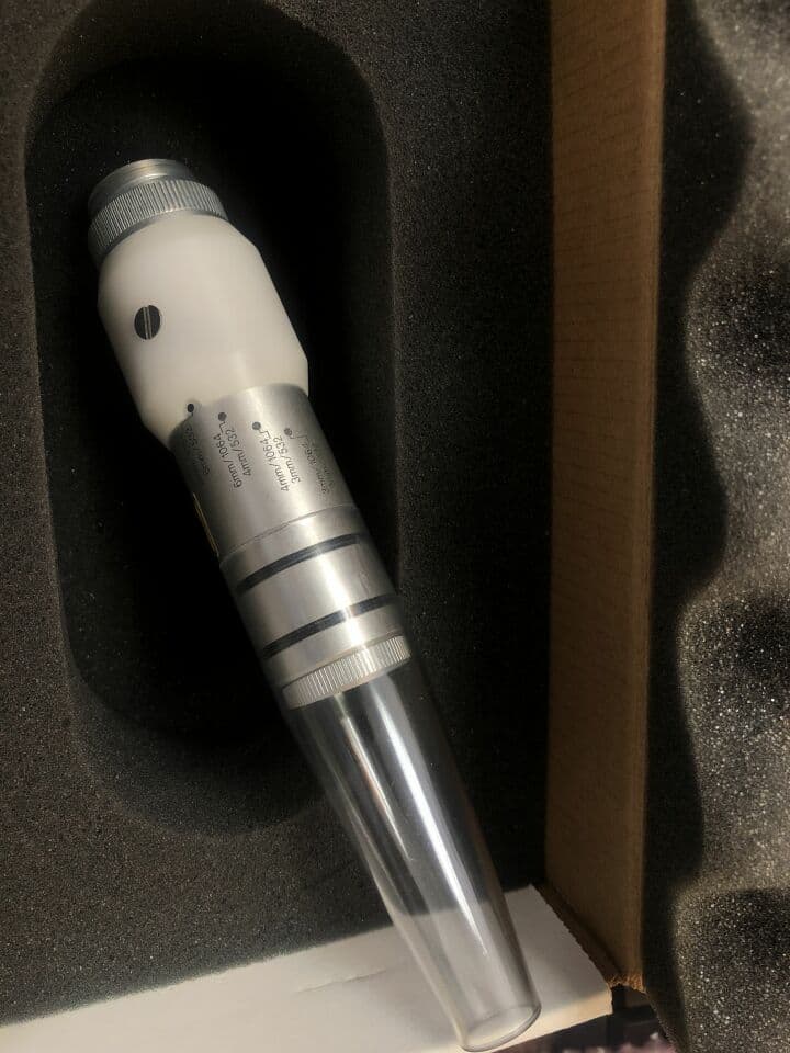 Cynosure Revlite CO2 Laser System thumbnail 2