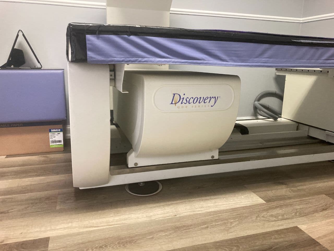 Advanced Bone Densitometry with the Hologic Discovery QDR System thumbnail 3