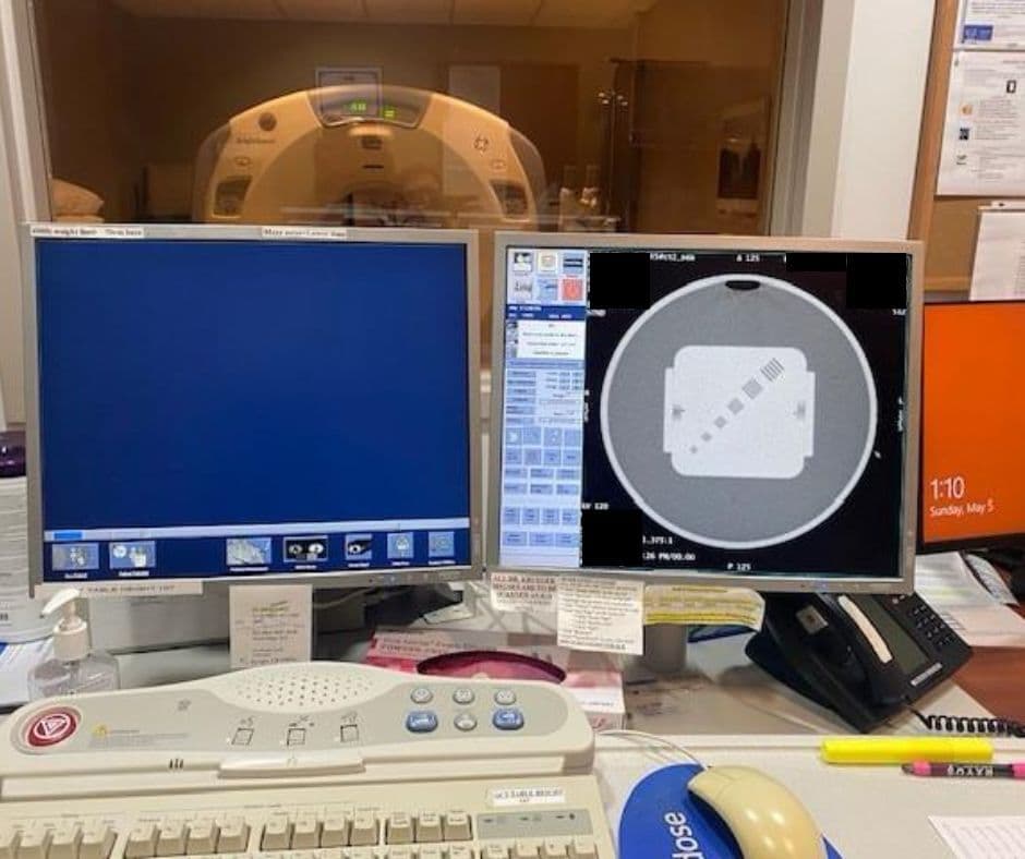 GE Brightspeed 16-Slice CT Scanner for Diagnostic Imaging thumbnail 2