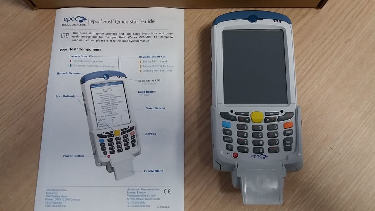 Siemens epoc Alere Handheld Blood Gas and Electrolyte Analyzer thumbnail 3