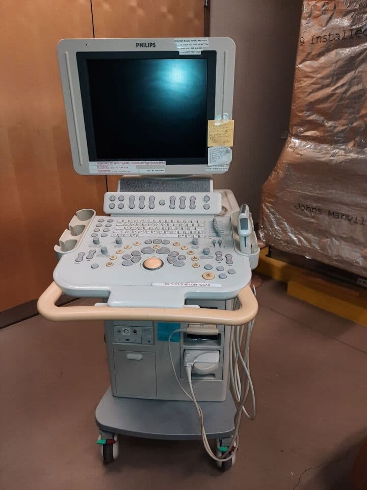 Philips HD11 XE Shared Service Ultrasound System with Color Doppler thumbnail 3