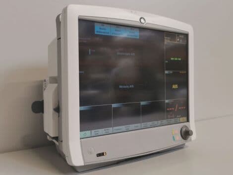 ICU/CCU Patient Monitor — GE B650