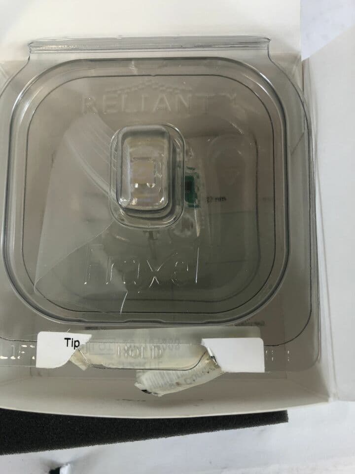 Fraxel SR 1500 Diode Laser System thumbnail 7