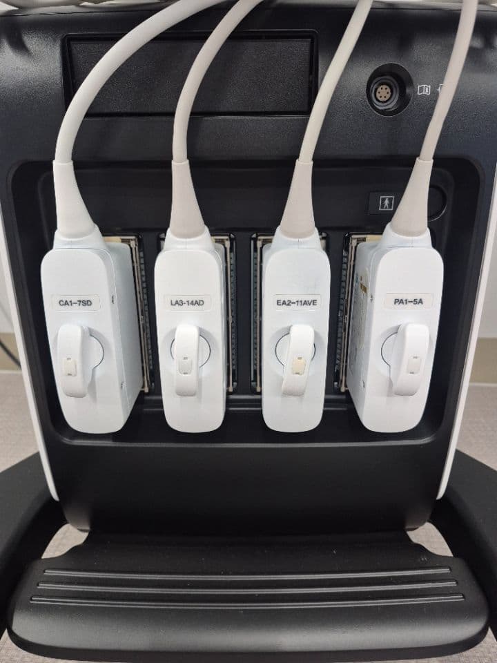Samsung V6 Cardiac & Vascular Ultrasound System thumbnail 4