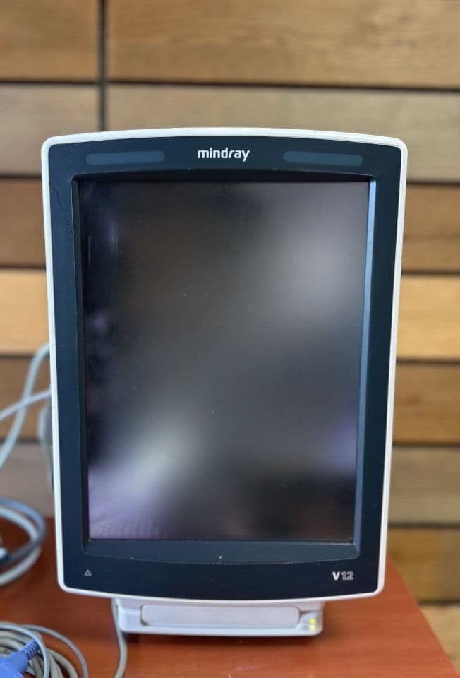 Mindray V12 Patient Monitor for Anesthesia image 1