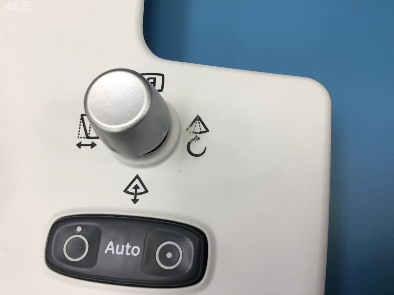 For Sale GE LOWER OP PANEL WO/ TRACKBALL LOWER OP PANEL WO/ TRACKBALL Ultrasound General Parts P/N 6208000-1 thumbnail 2