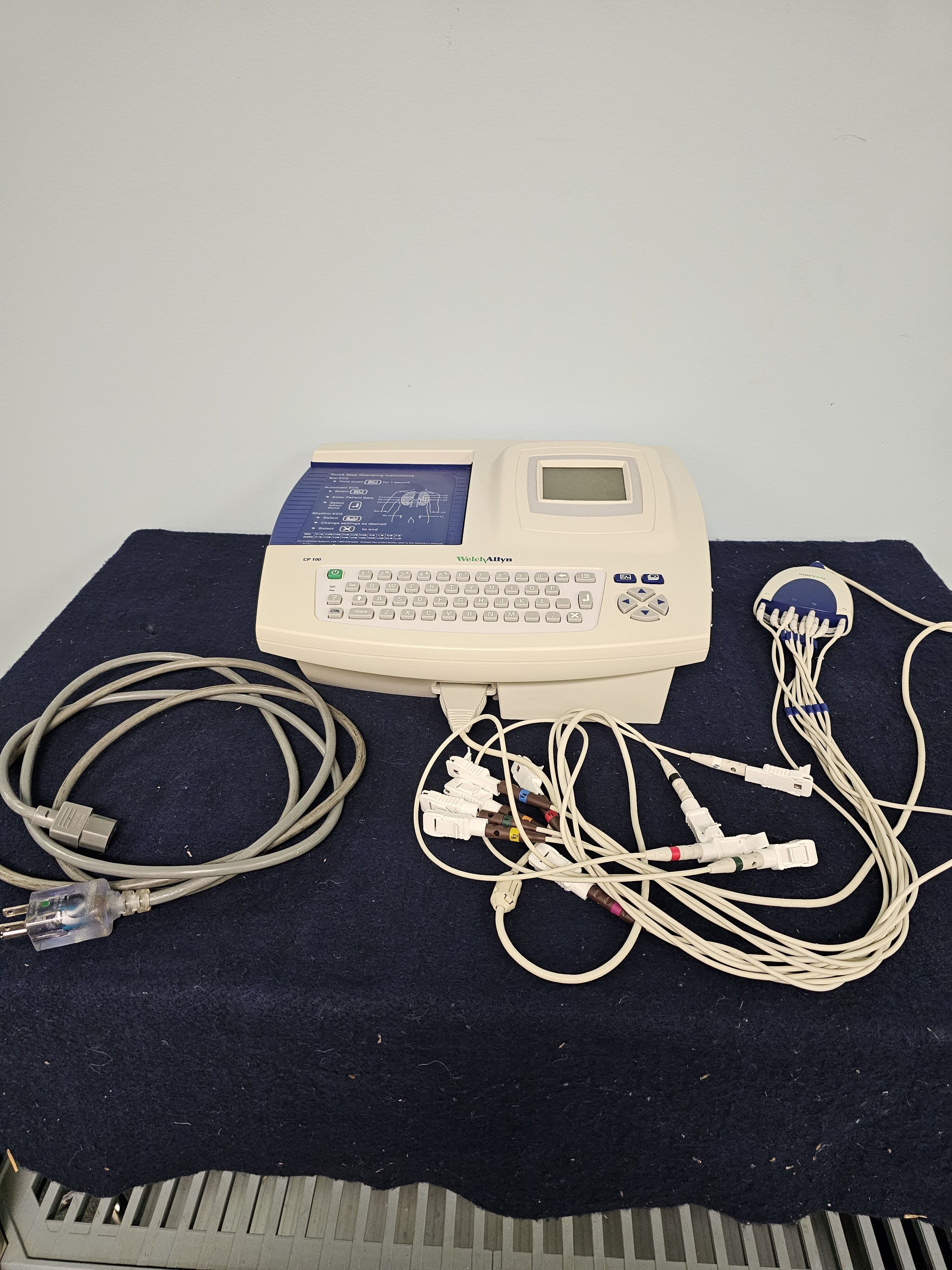 Welch Allyn CP 100 Resting Electrocardiograph (EKG) thumbnail 3