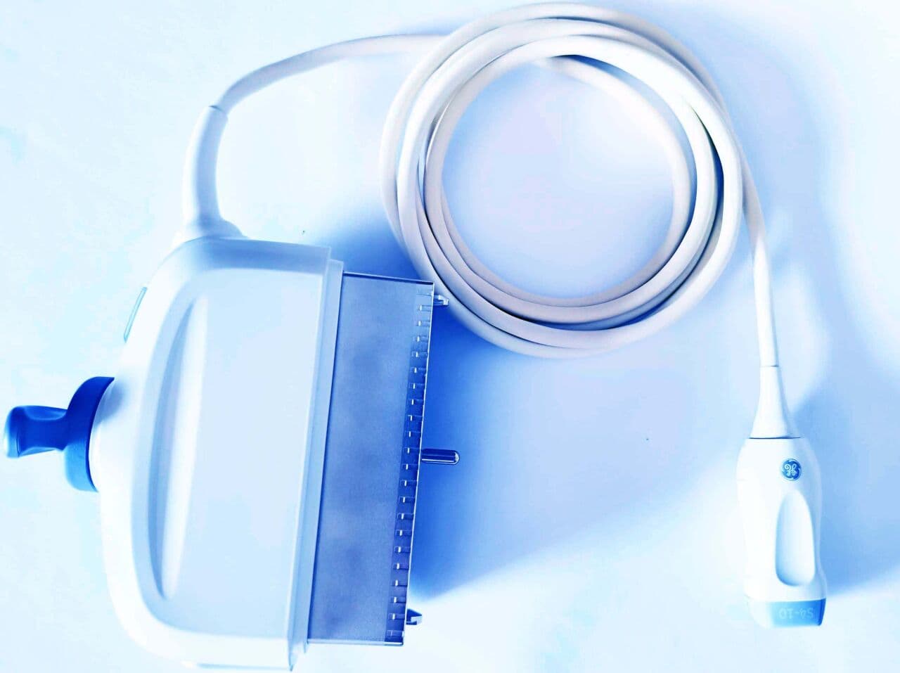 GE S4-10-D Sector Ultrasound Transducer image 1