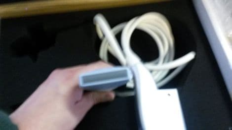 GE 9L-RS Linear Array Ultrasound Probe (P/N 5212630) image 1