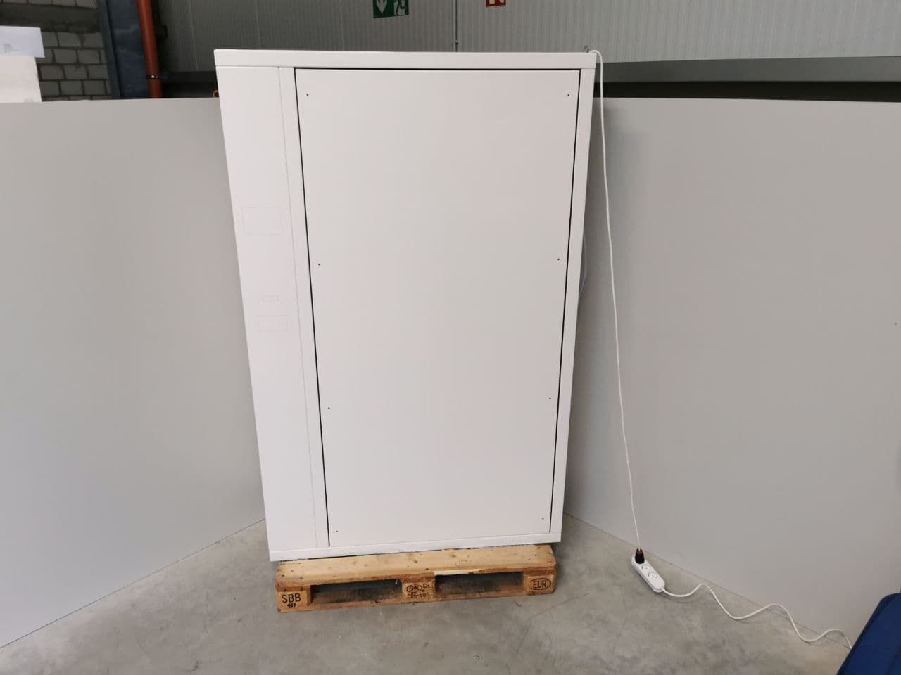 Wassenburg Dry 300 Endoscope Drying Cabinet thumbnail 5