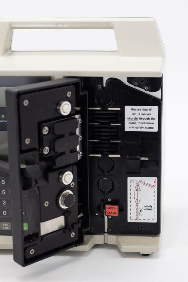 Baxter Flo-Gard 6200 IV Infusion Pump thumbnail 2