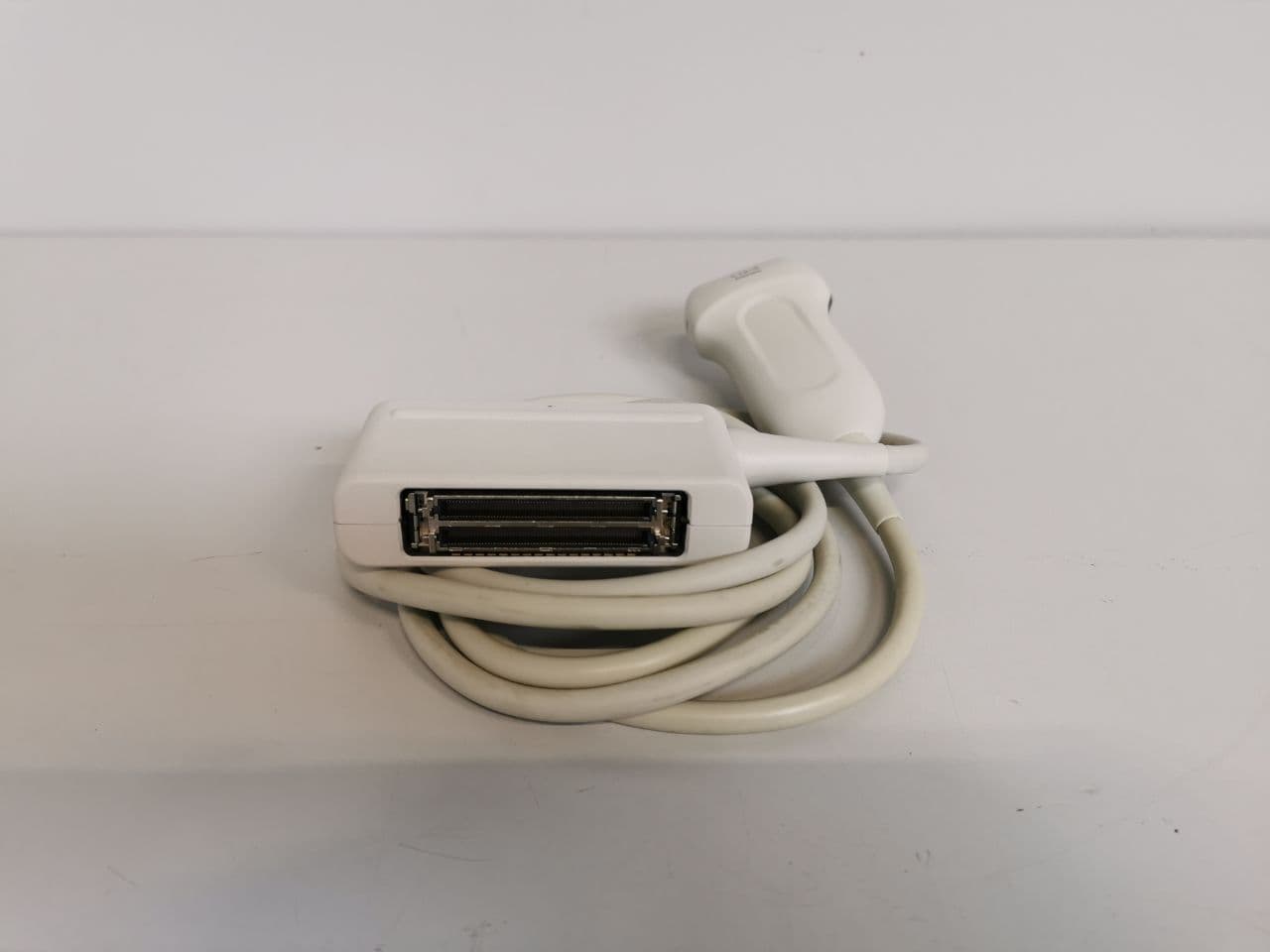 Philips L12-4 Linear Array Ultrasound Transducer thumbnail 2