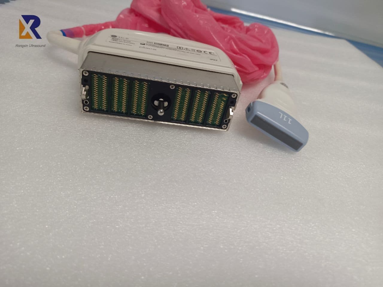 GE 11L-D Linear Array Ultrasound Transducer thumbnail 2