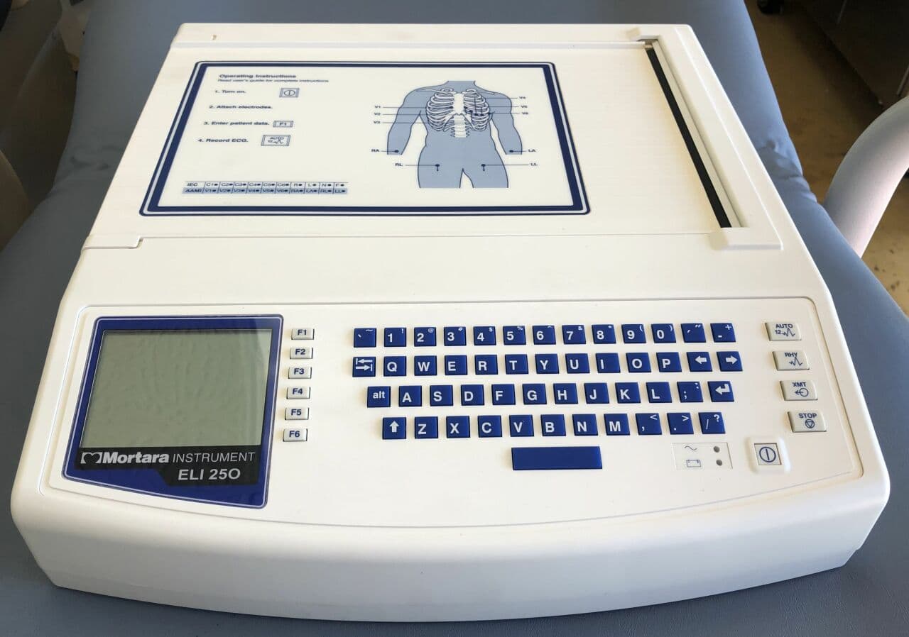 Mortara ELI 250 ECG Electrocardiograph