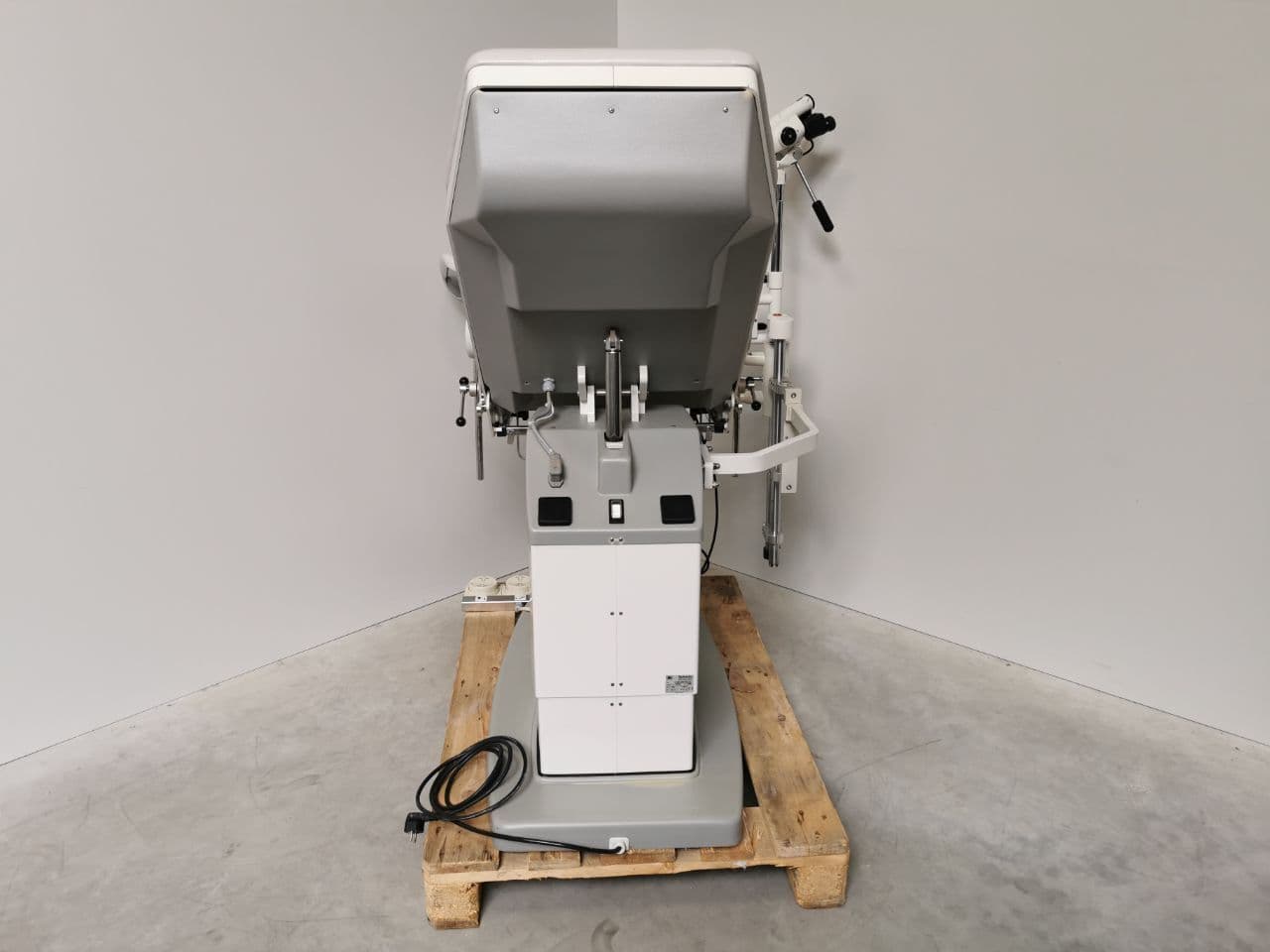 Versatile Examination Chair by Schmitz — Model 115.515 thumbnail 4