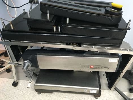 AMSCO 2080 Surgical O/R Table thumbnail 3