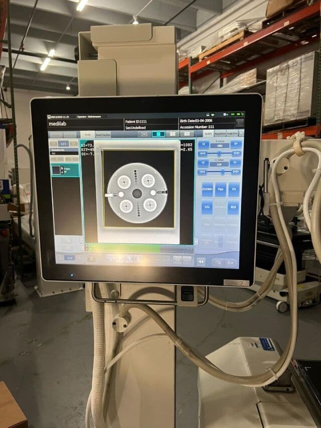 GE AMX 4 Plus | Konica Minolta AeroDR Upgrade | Portable X-Ray Machine | 12.5kW High Frequency Mobile DR | Retrofitted Digital Imaging System thumbnail 2