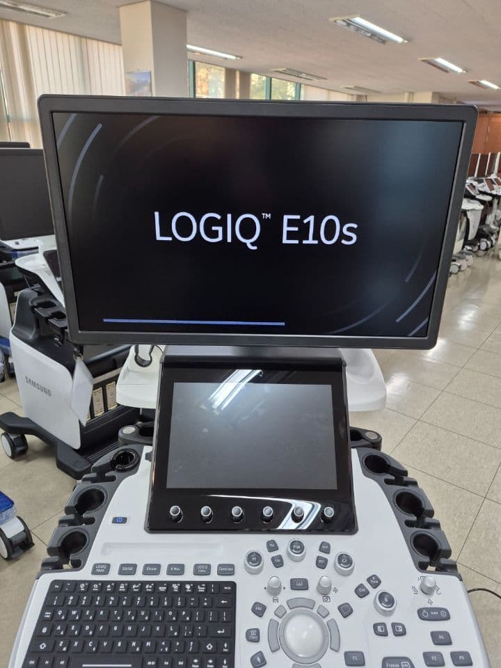 GE LOGIQ E10s Vascular & Small Parts Ultrasound System thumbnail 2