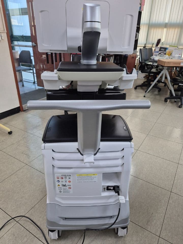GE LOGIQ E10s Vascular & Small Parts Ultrasound System thumbnail 7