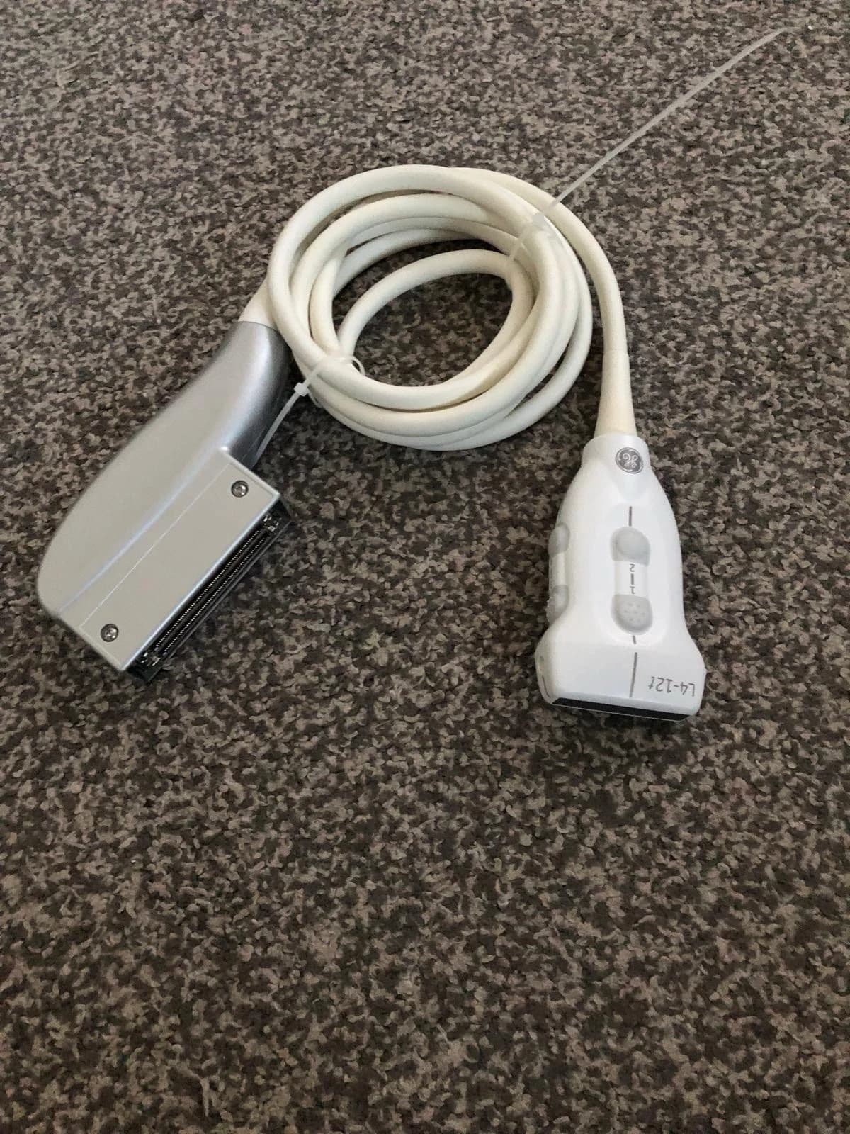 GE L4-12t-RS Linear Ultrasound Probe with Smart Buttons for LOGIQ e & P-Series – Vascular Access, Nerve Block, MSK and Needle Guidance Imaging