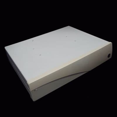 GE CIC Pro Central Monitoring System with 8 Dash 4000 Bedside Monitors thumbnail 2