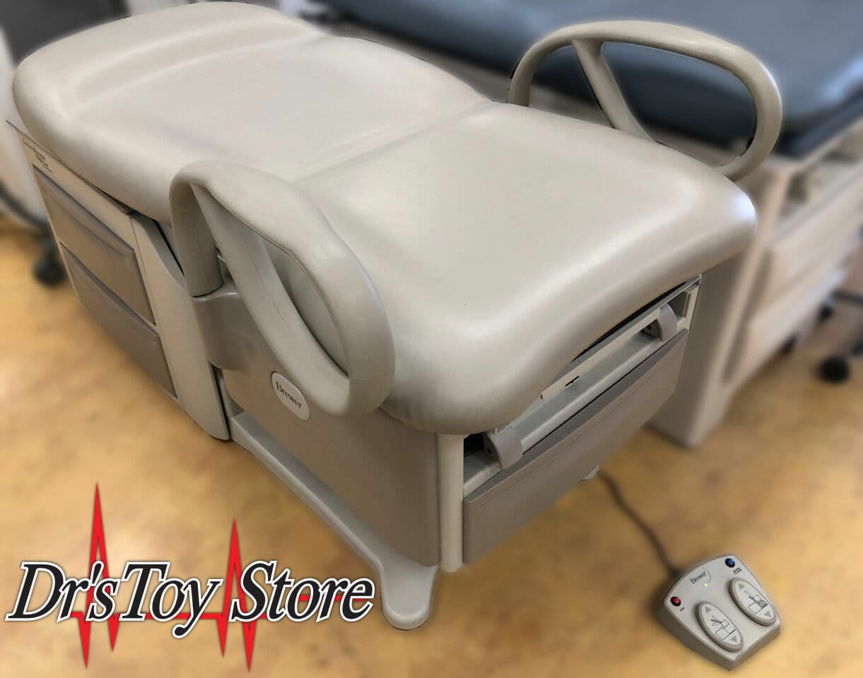 Brewer Access High-Low Barrier-Free Procedure Exam Chair thumbnail 4