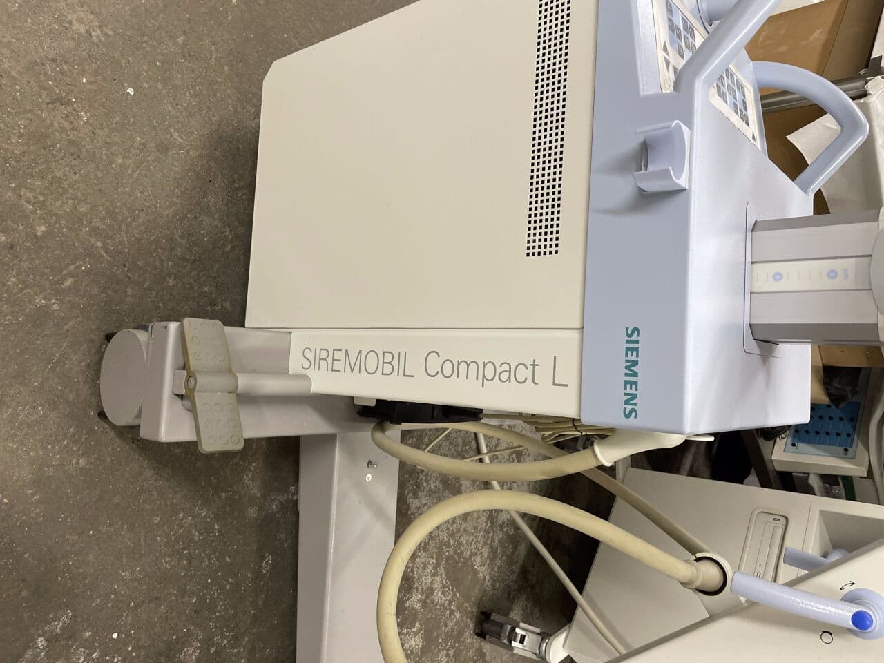 Siemens Siremobil Compact L Digital C-Arm System thumbnail 2