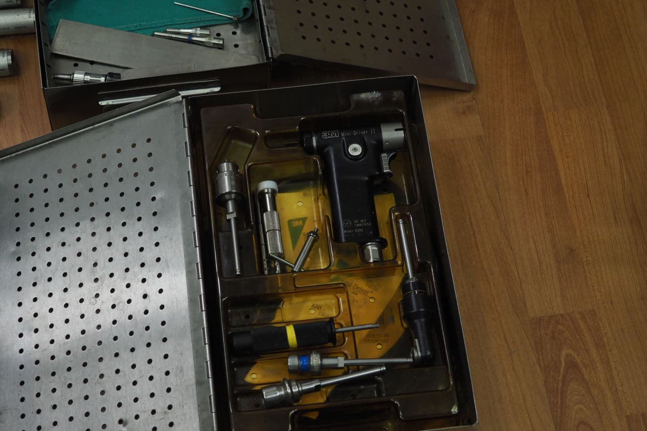 HALL Surgical Orthopedic Drill and Saw Accessories Package thumbnail 5