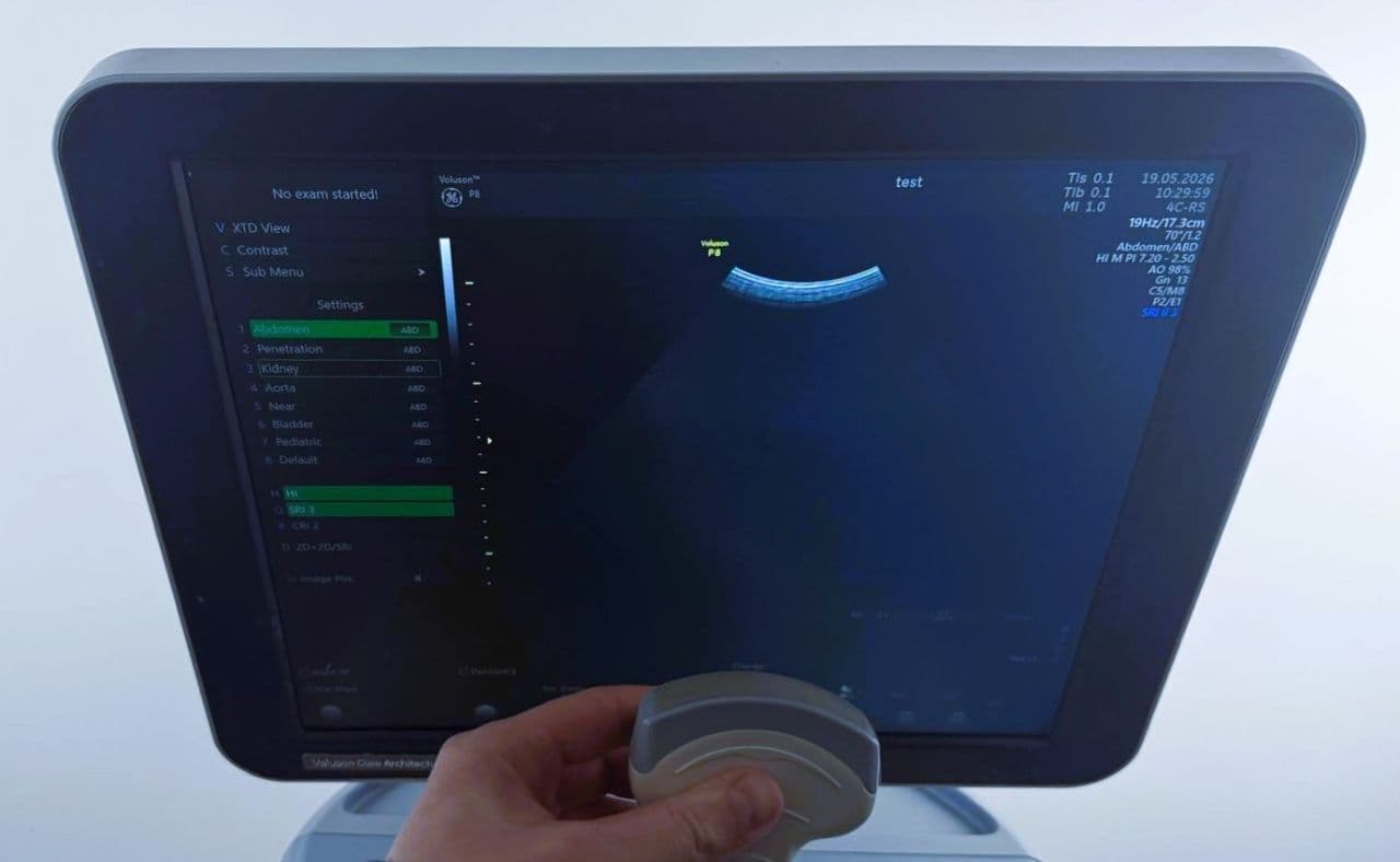 For Sale GE Voluson P8 2019 BT18 with linear & tv OB / GYN Ultrasound thumbnail 4