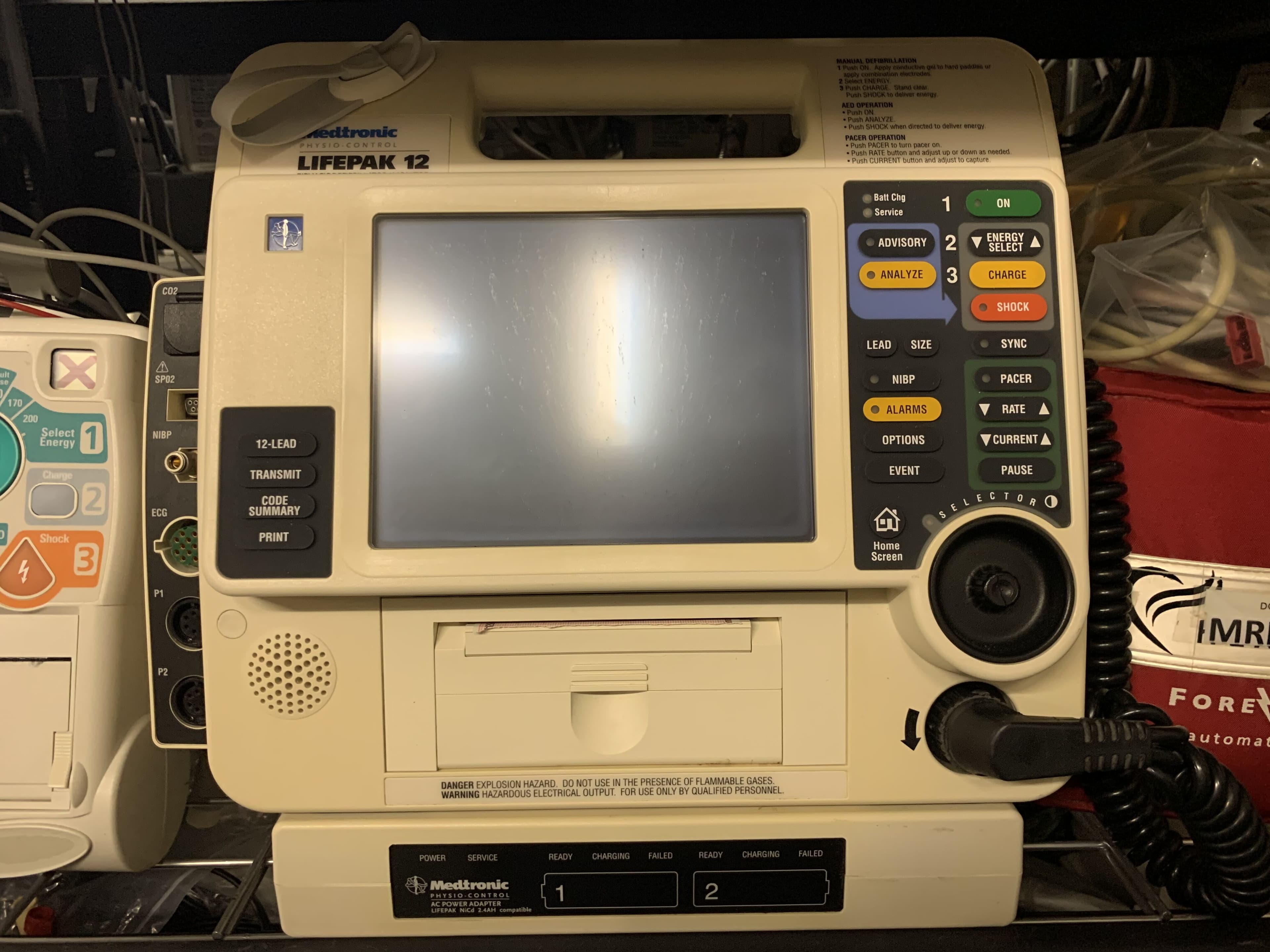 Medtronic LifePak 12 Biphasic Defibrillator Monitor thumbnail 4