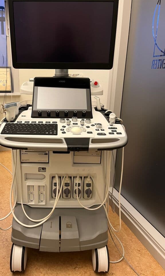 GE Logiq E10 General Ultrasound System image 1