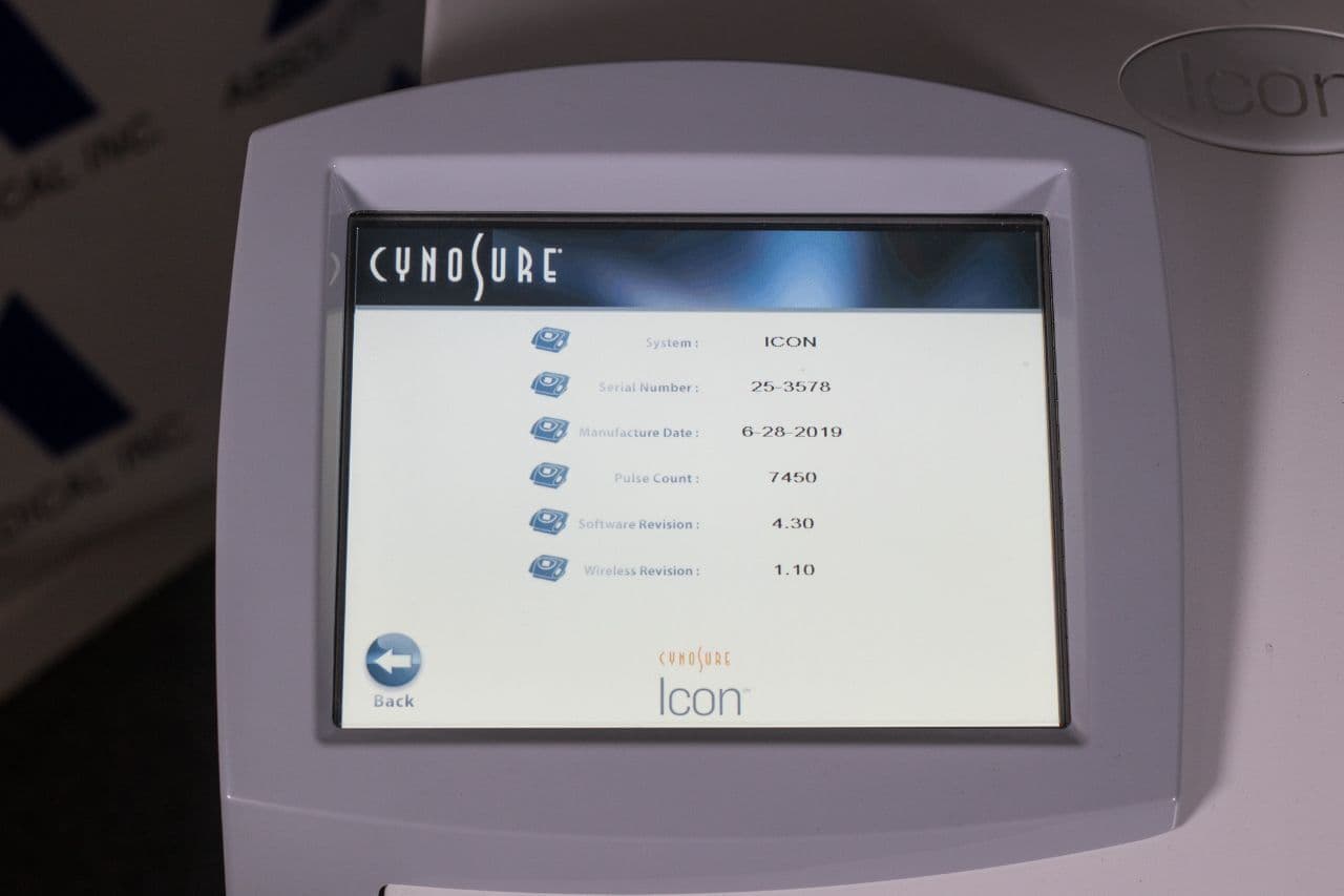 Cynosure Icon Multifunctional Laser IPL Aesthetic Platform thumbnail 9