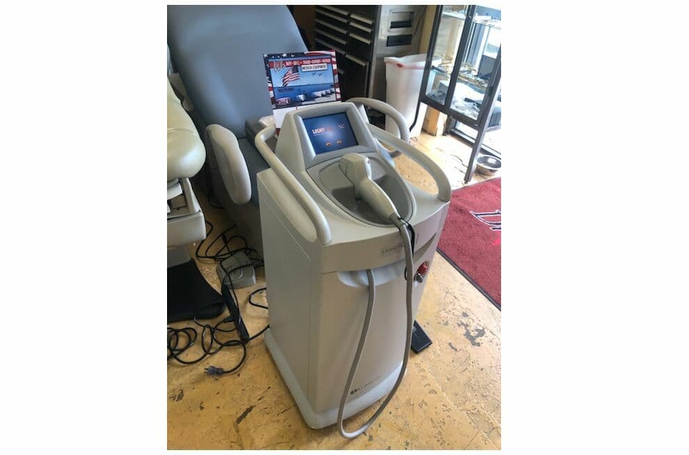 Lumenis LightSheer XC Diode Laser System thumbnail 2