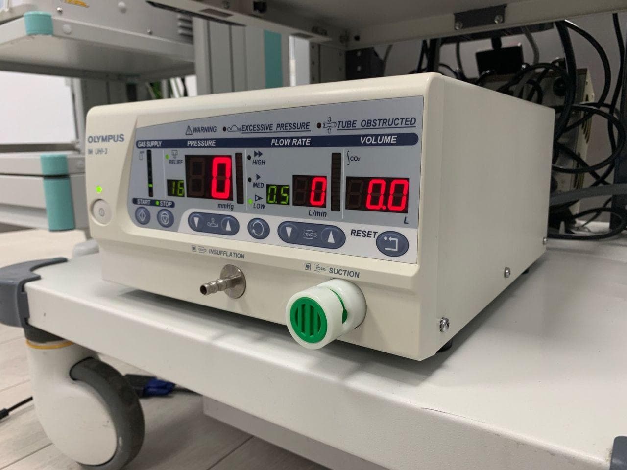OLYMPUS UHI-3 Endoscopic Insufflator thumbnail 4