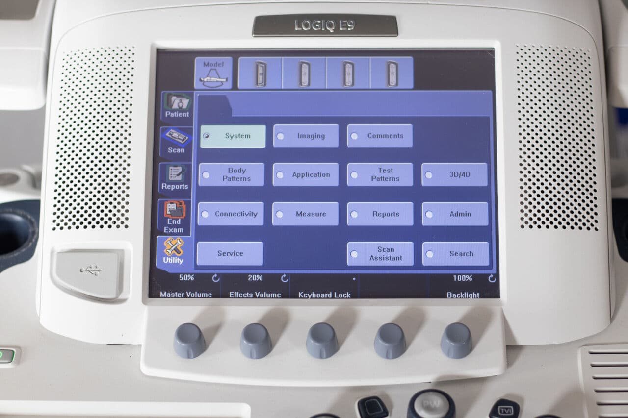 GE Logiq E9 r3 General Imaging Ultrasound System thumbnail 9