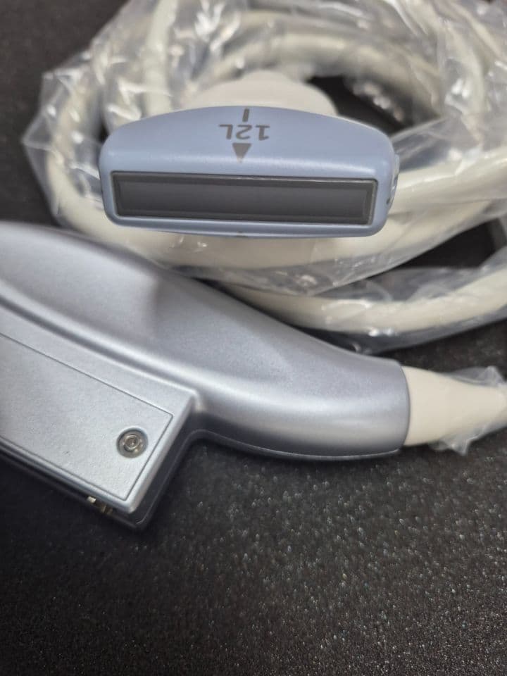 GE Healthcare 12L-RS Linear Ultrasound Transducer thumbnail 3
