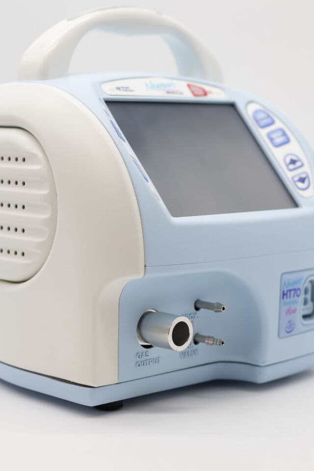 Newport HT70 Plus Clinical Ventilator thumbnail 8